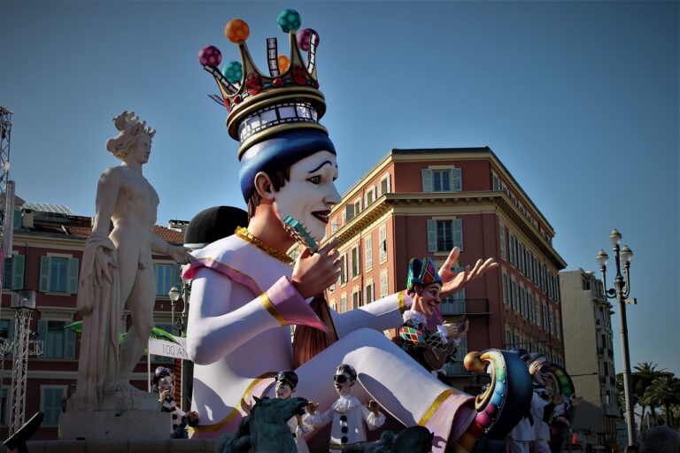 carnival-4149283_1280